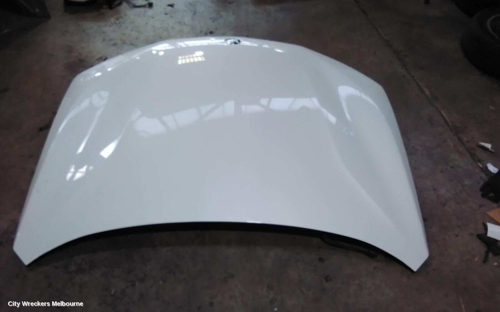 BMW X1 2016 Bonnet