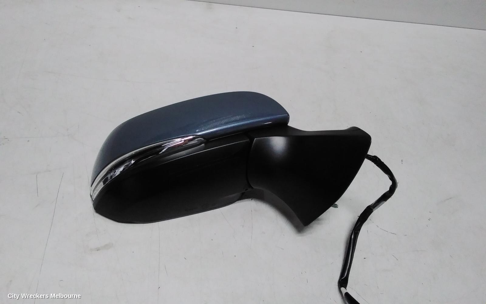 TOYOTA KLUGER 2023 Right Door Mirror