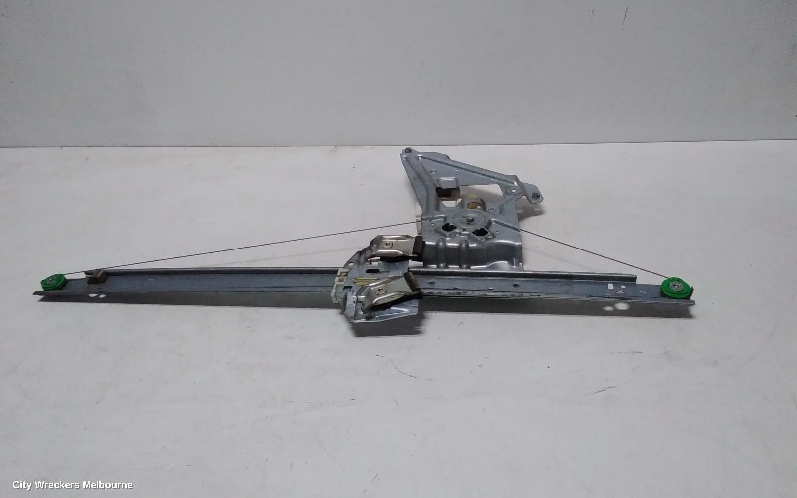 MERCEDES SPRINTER 2015 Left Front Window Reg/Motor