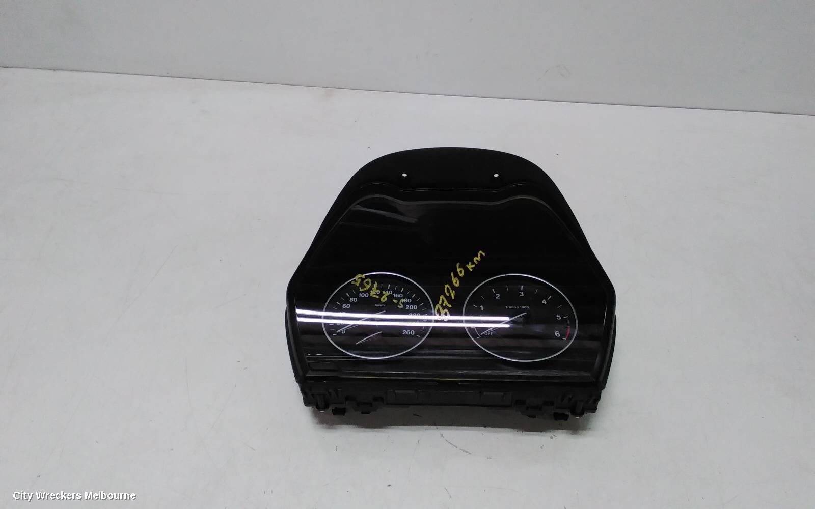BMW X1 2016 Instrument Cluster