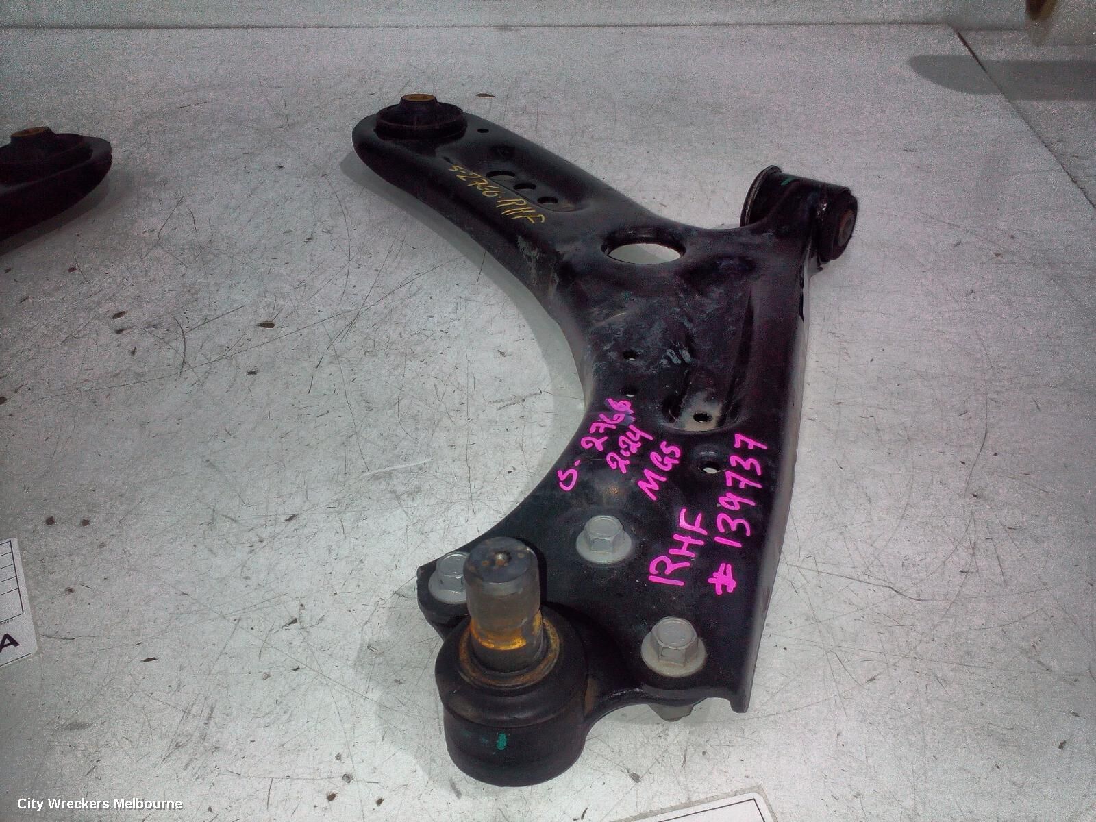 MG MG5 2024 Right Front Lower Control Arm