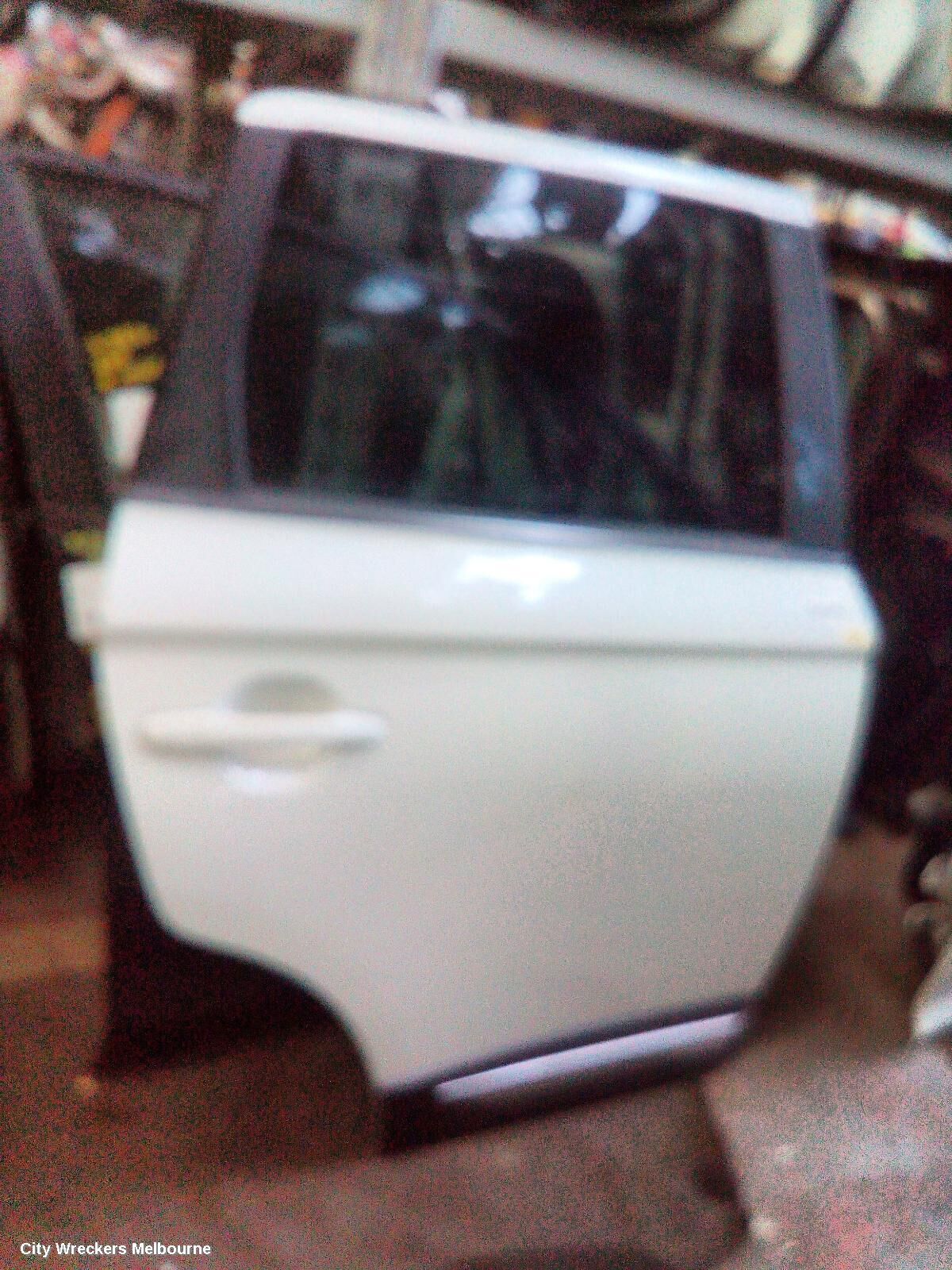 MITSUBISHI OUTLANDER 2020 RIGHT_REAR_DOOR_SLIDING