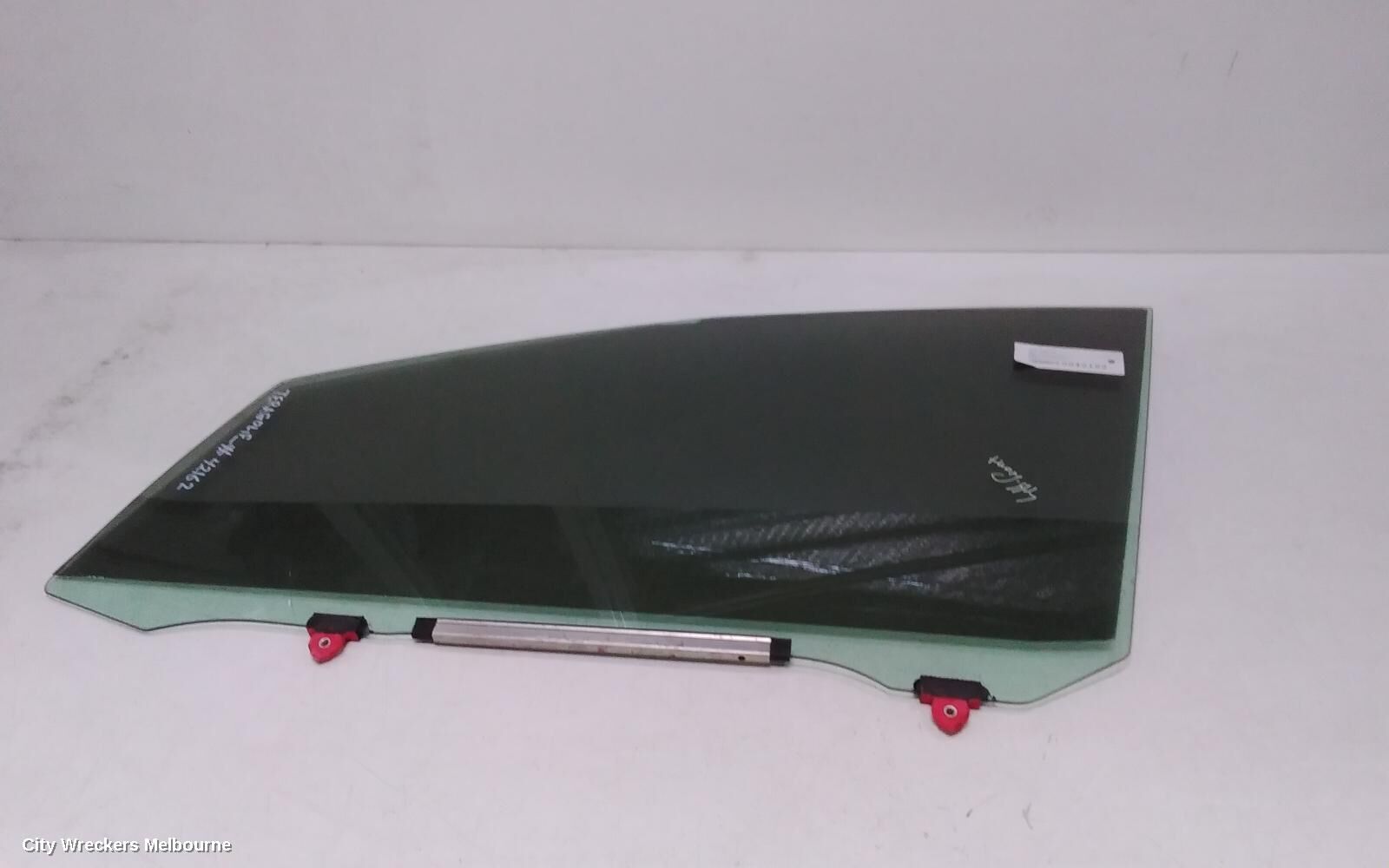 TOYOTA TARAGO 2007 Left Front Door Window