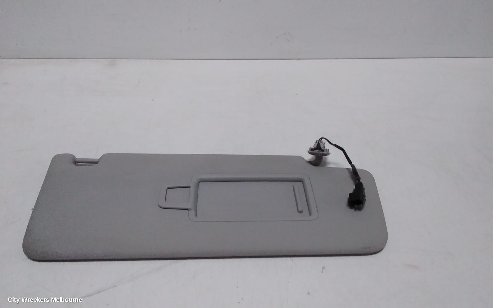 VOLKSWAGEN TIGUAN 2023 Sunvisor