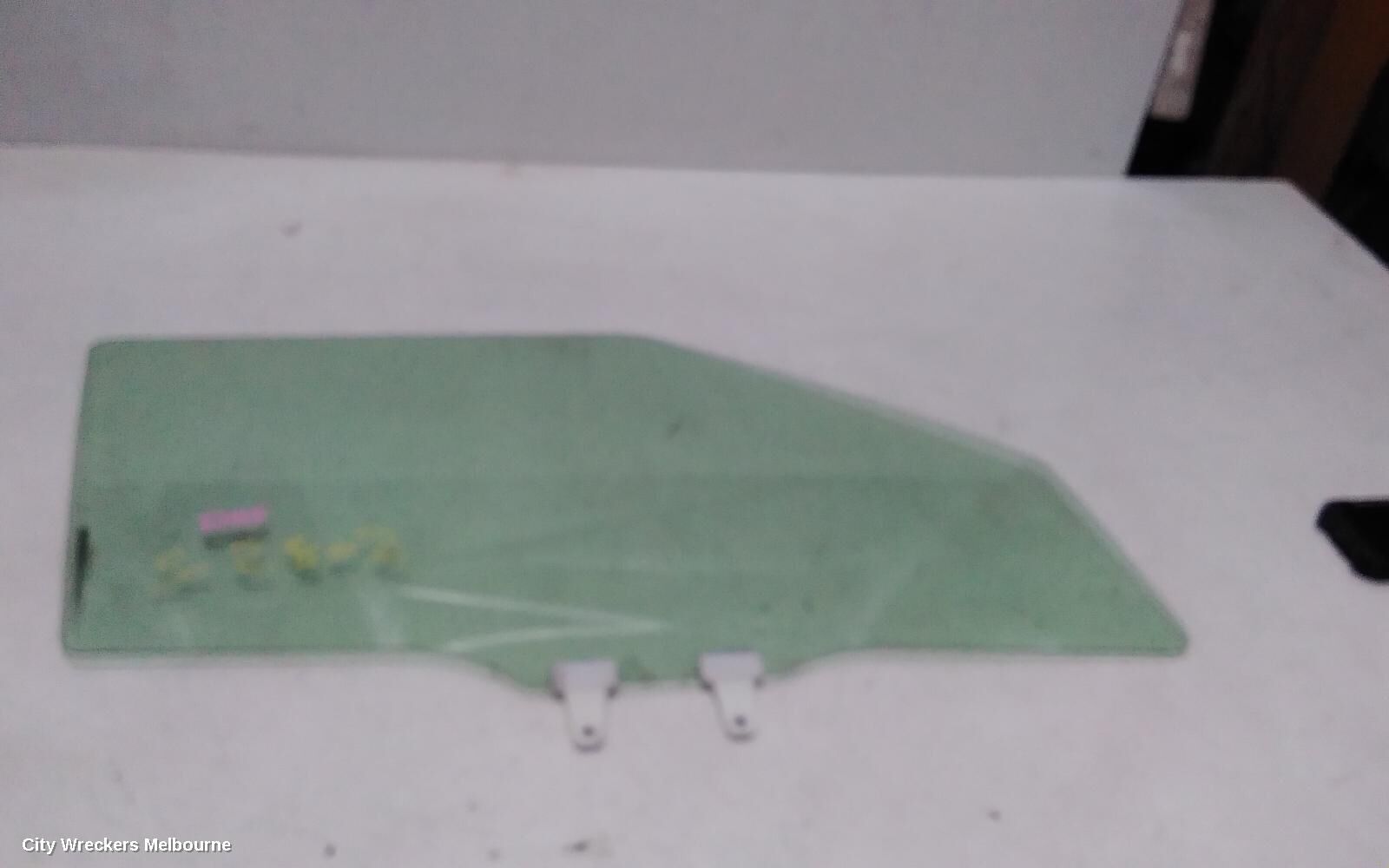 SUZUKI SWIFT 2013 Right Front Door Window