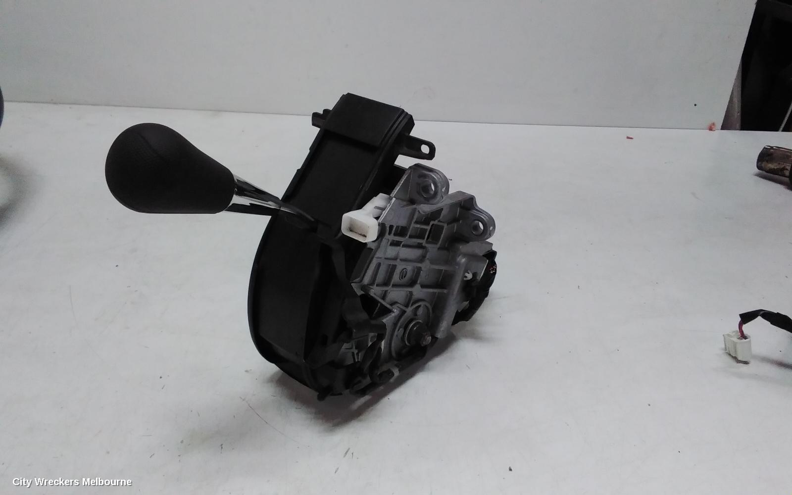 TOYOTA HIACE 2018 Gear Stick/Shifter