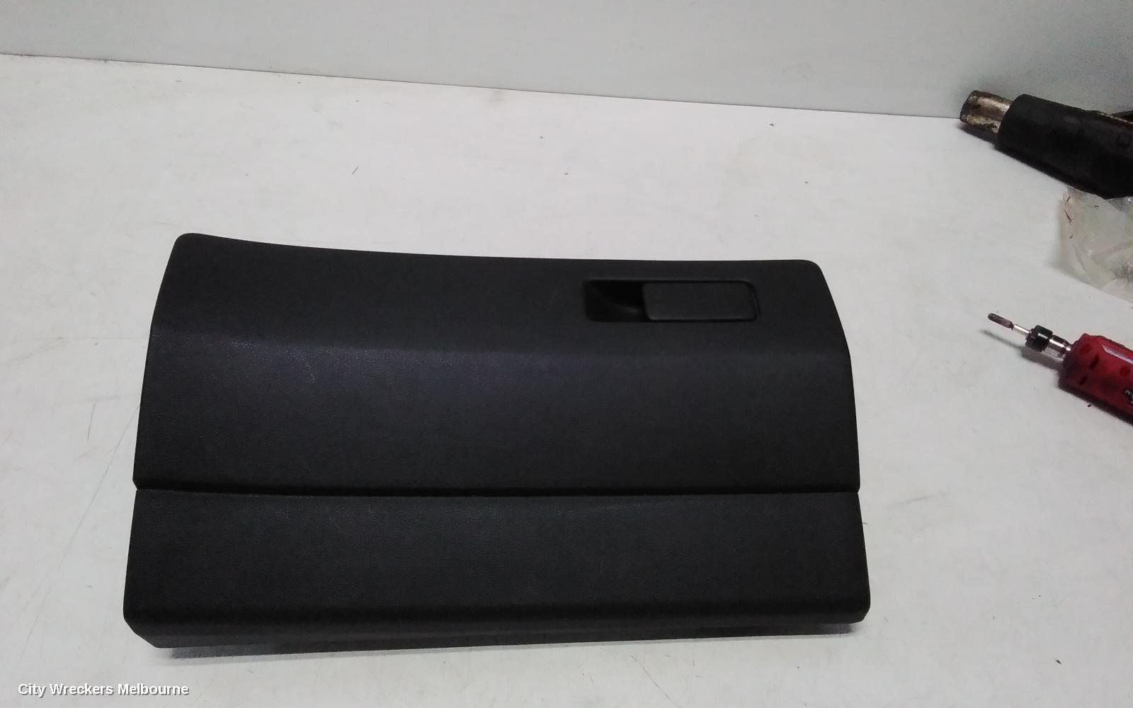 HYUNDAI STARIA 2022 Glove Box