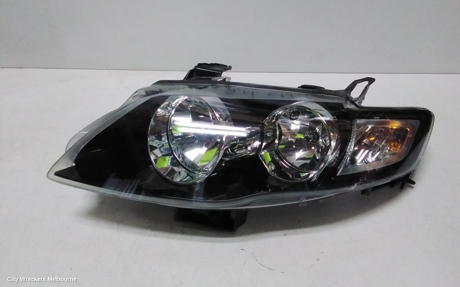 FORD FALCON 2005 Left Headlamp