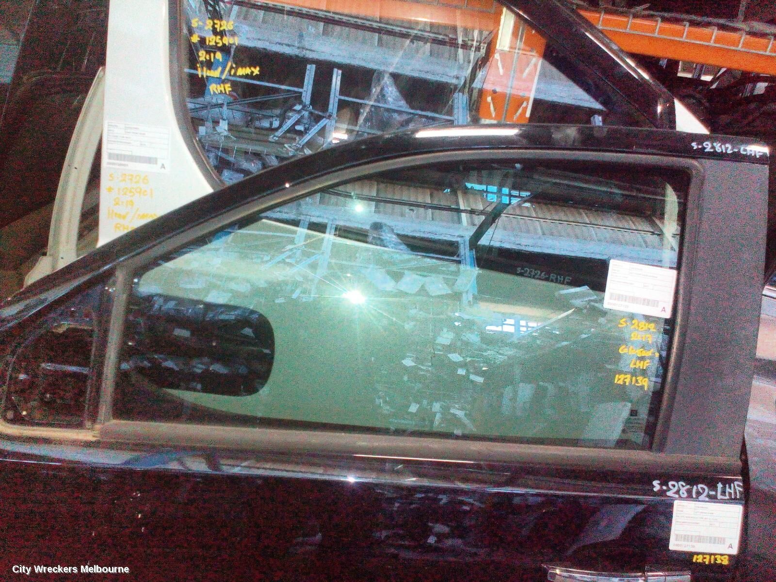 HOLDEN COLORADO 2017 Left Front Door Window