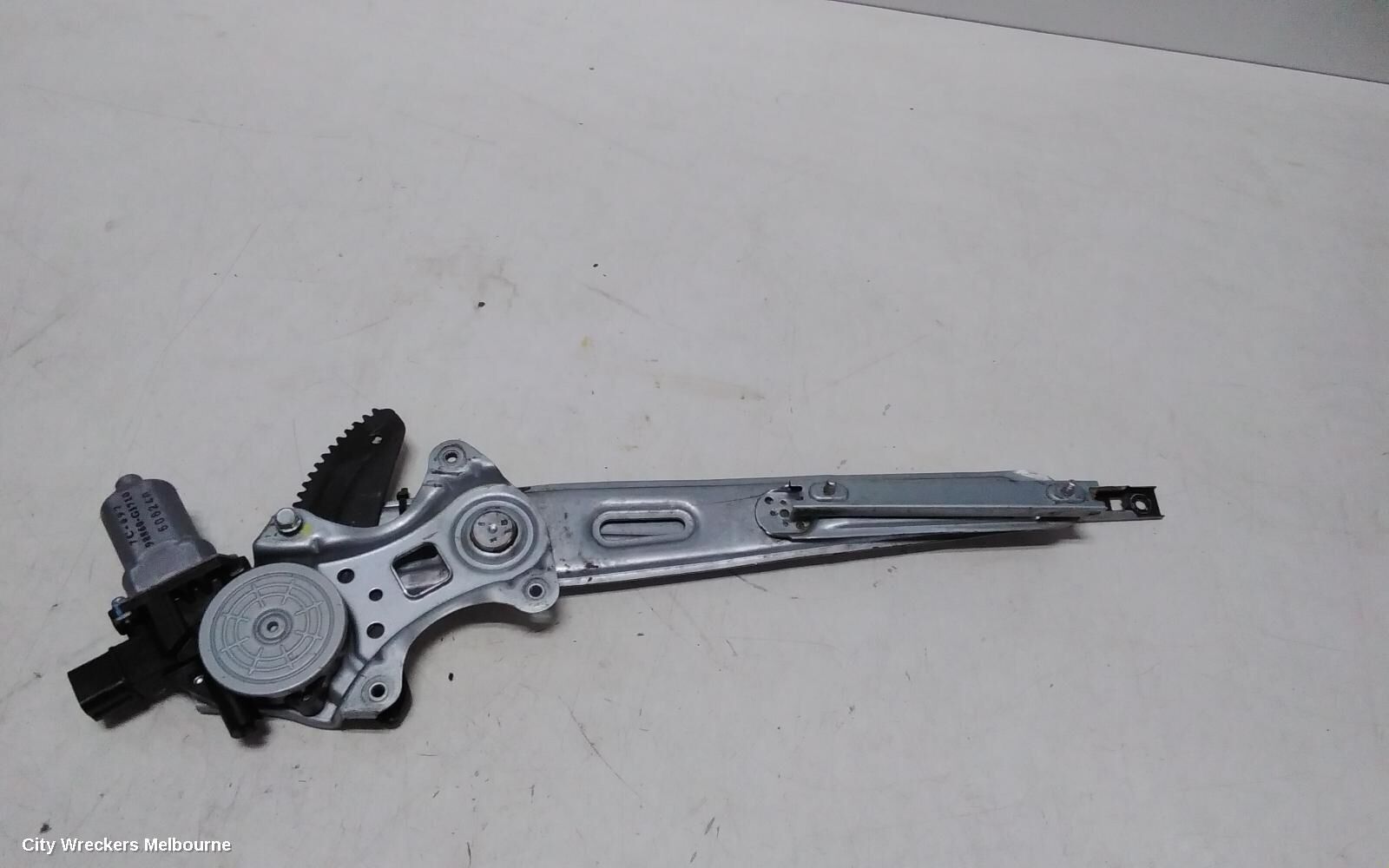 HOLDEN COLORADO 2017 Right Front Window Reg/Motor