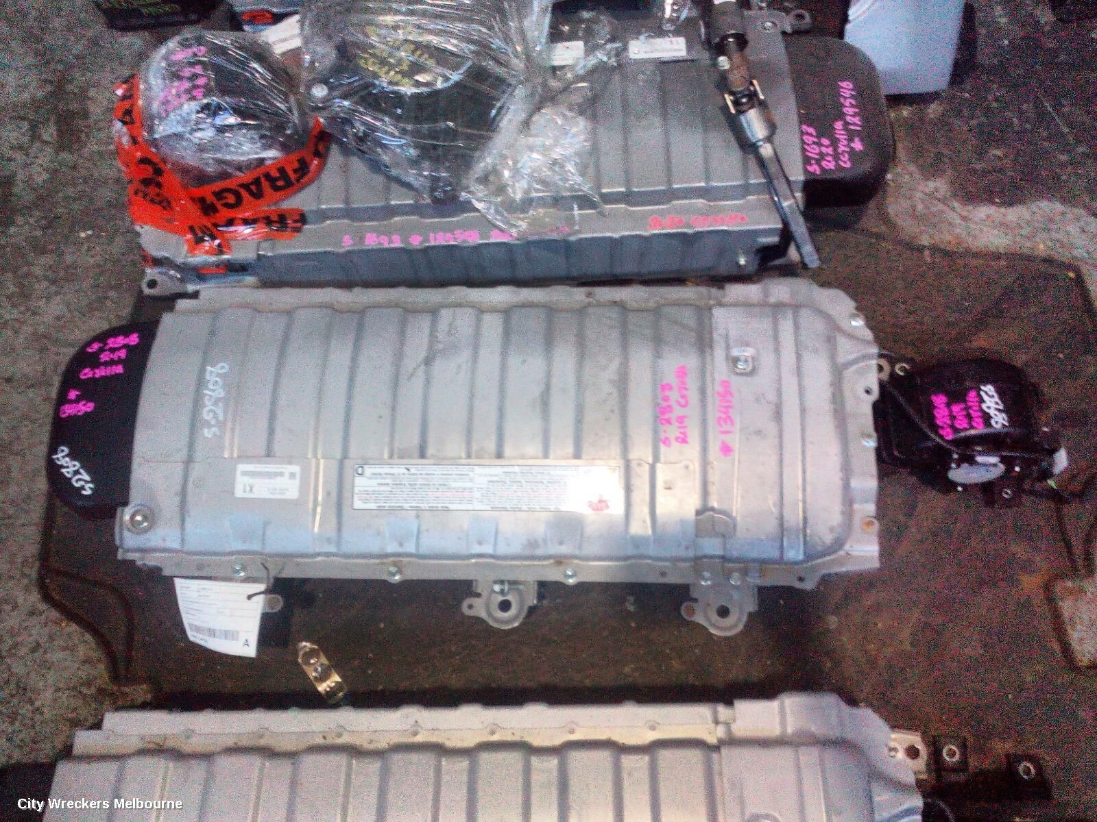 TOYOTA COROLLA 2019 Battery