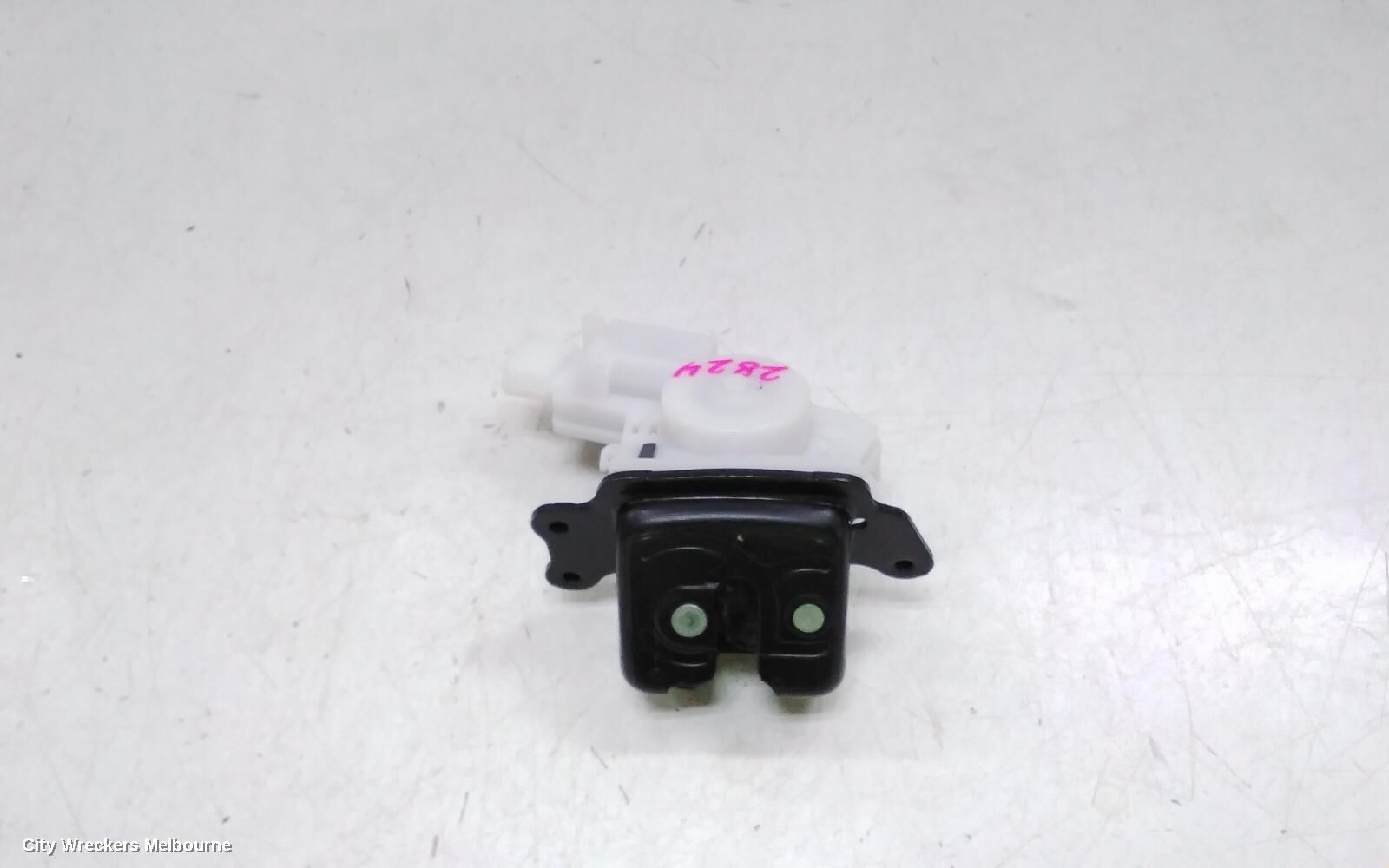 TOYOTA RAV4 2017 Door/Boot/Gate Lock
