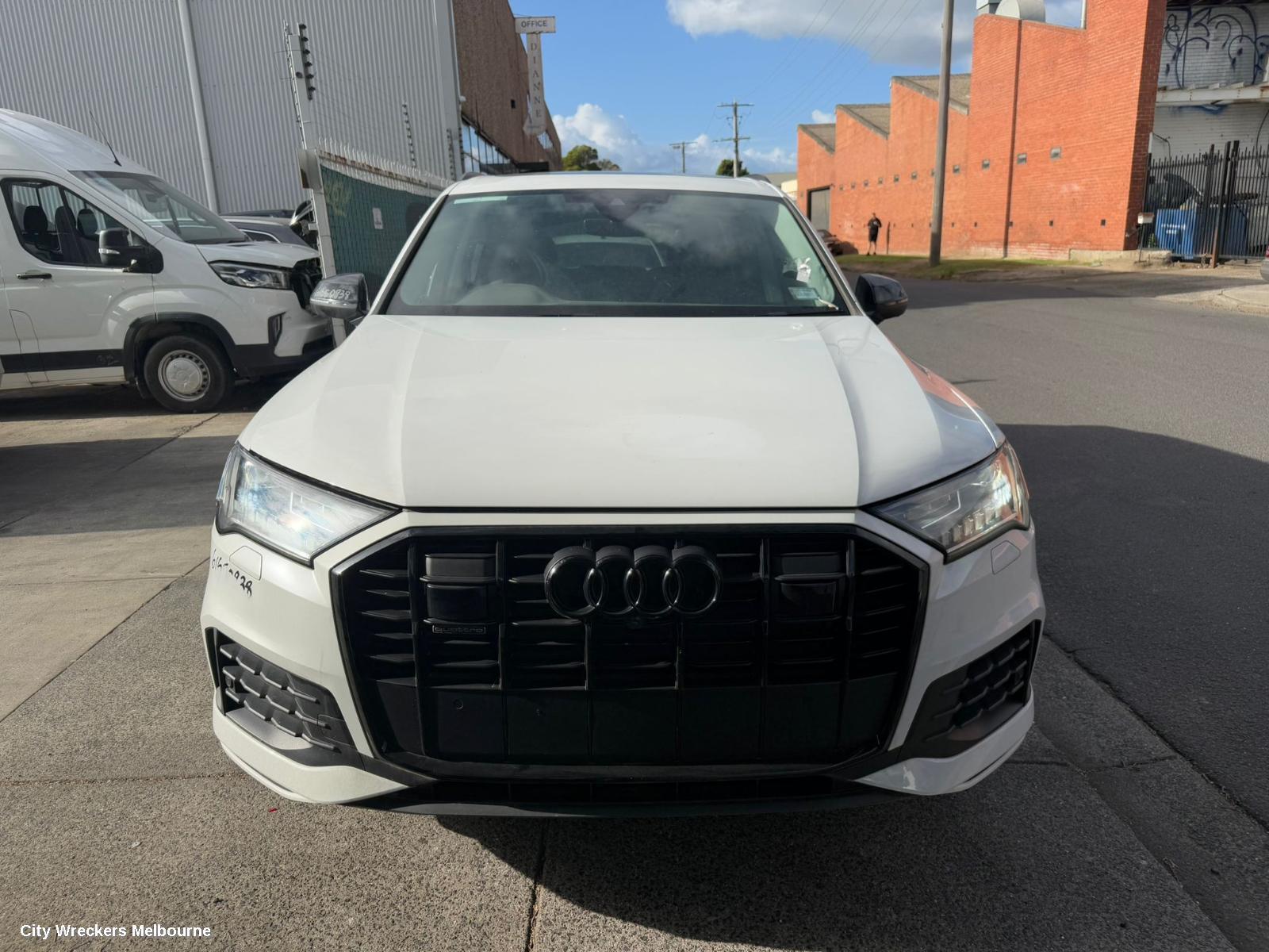 AUDI Q7 2023 Starter