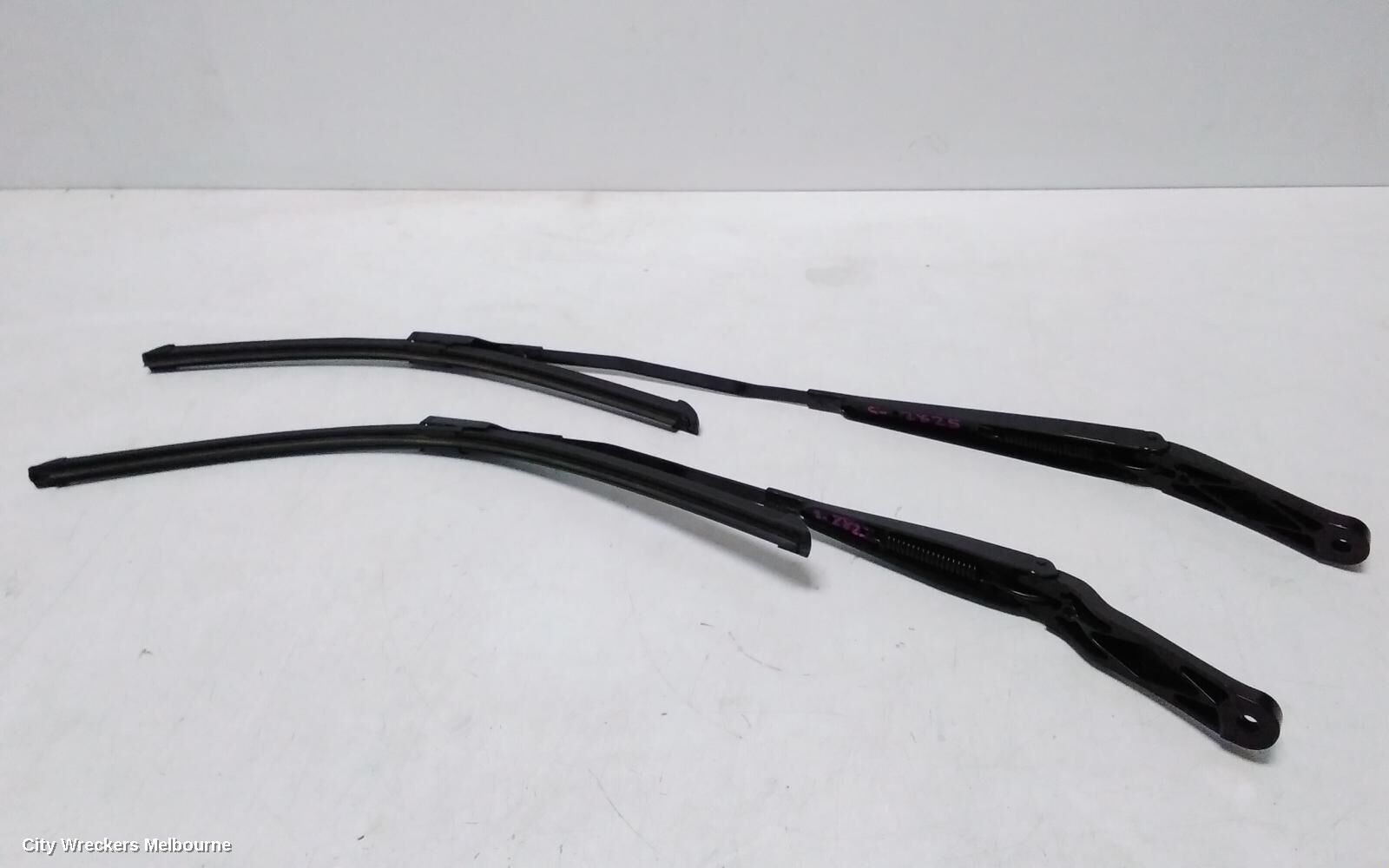 AUDI Q5 2022 Wiper Arm