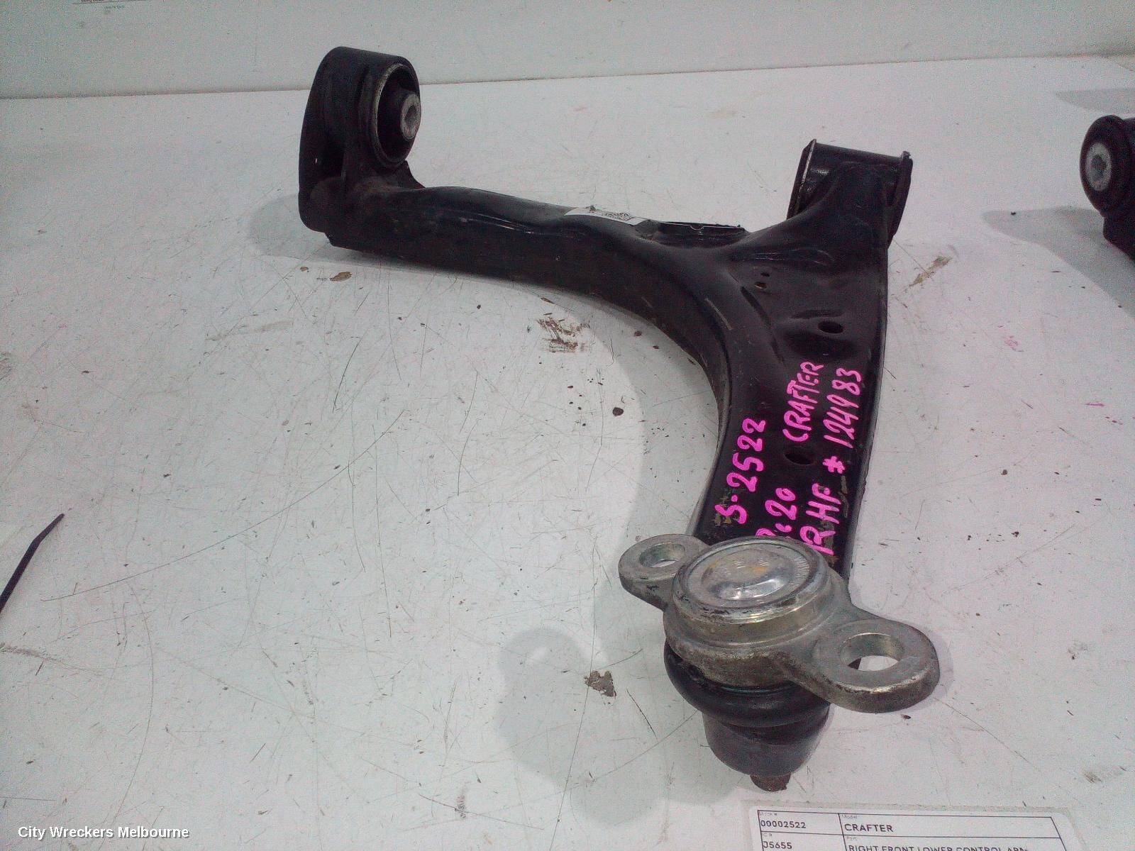 VOLKSWAGEN CRAFTER 2020 Right Front Lower Control Arm