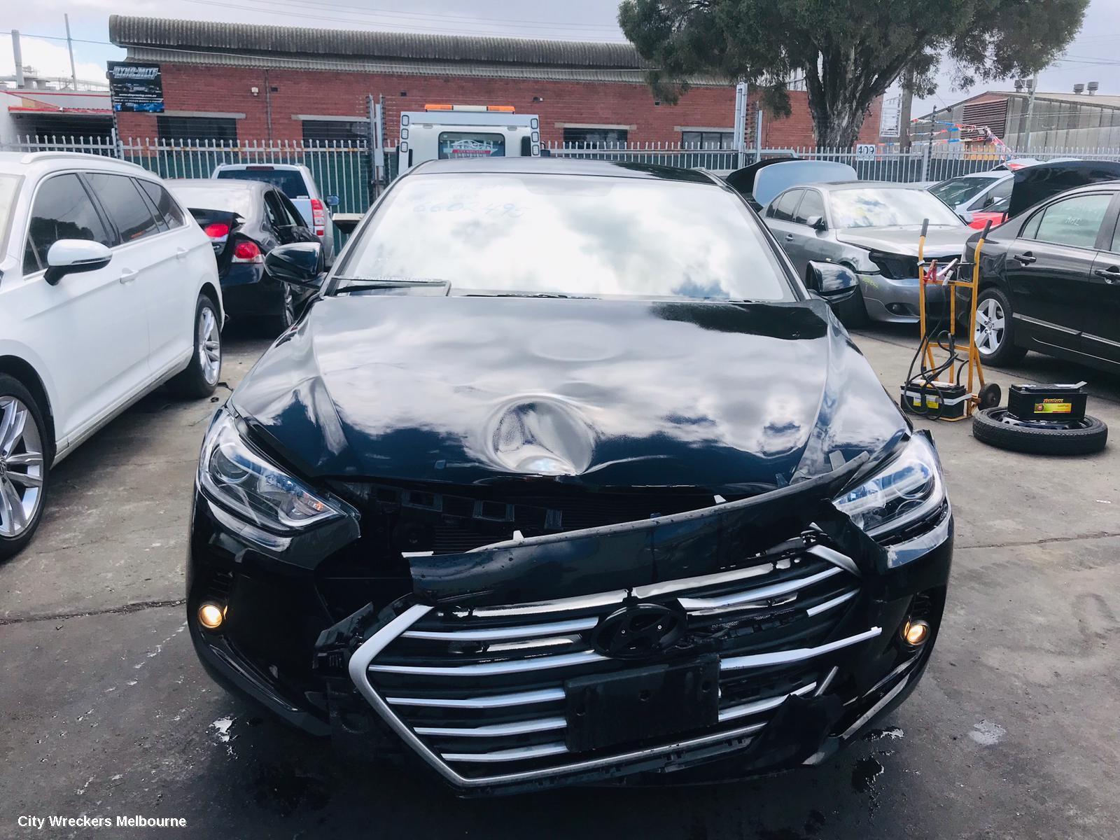 HYUNDAI ELANTRA 2018 Left Rear Door/Sliding