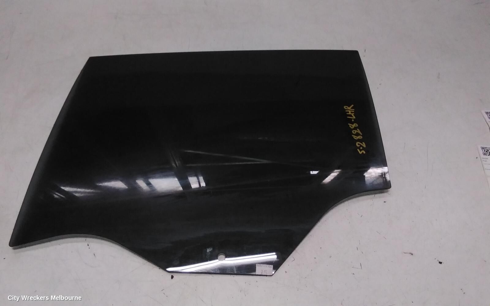 VOLKSWAGEN GOLF 2022 Left Rear Door Window