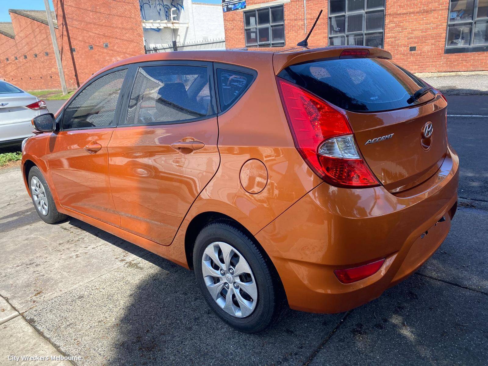 HYUNDAI ACCENT 2016 Door/Boot/Gate Lock, LEFT FRONT DOOR LOCK, RB, NON KEYLESS ENTRY TYPE, 05/11-12/19