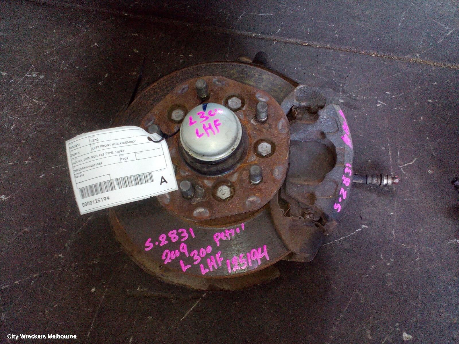 MITSUBISHI L300 2009 Left Front Hub Assembly