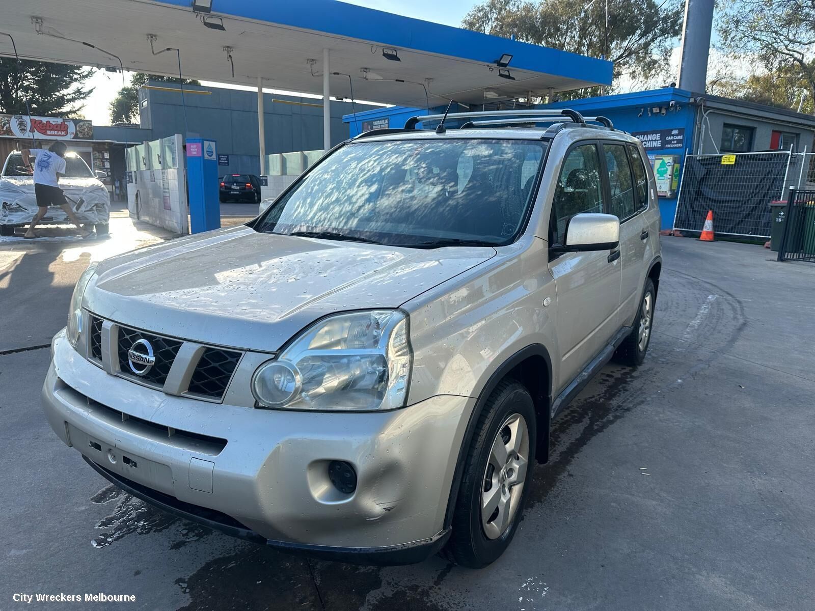NISSAN XTRAIL 2009 Engine