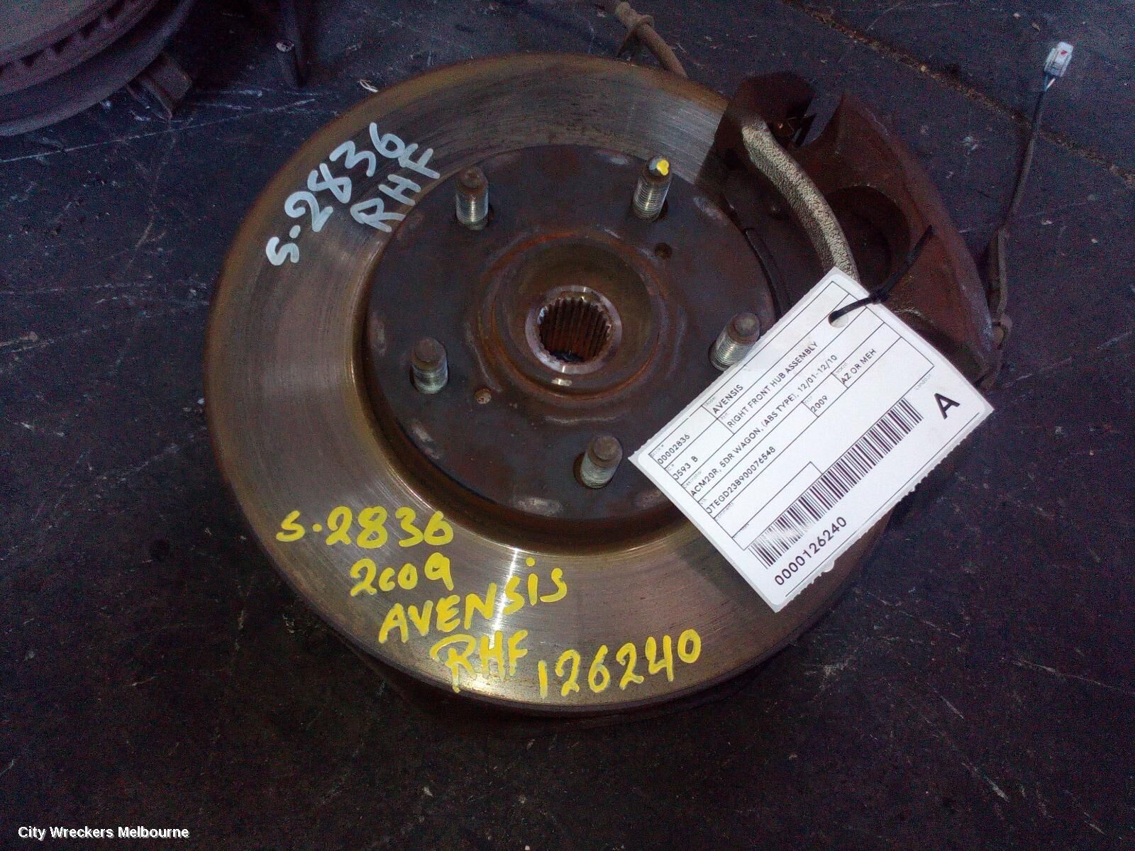 TOYOTA AVENSIS 2009 Right Front Hub Assembly