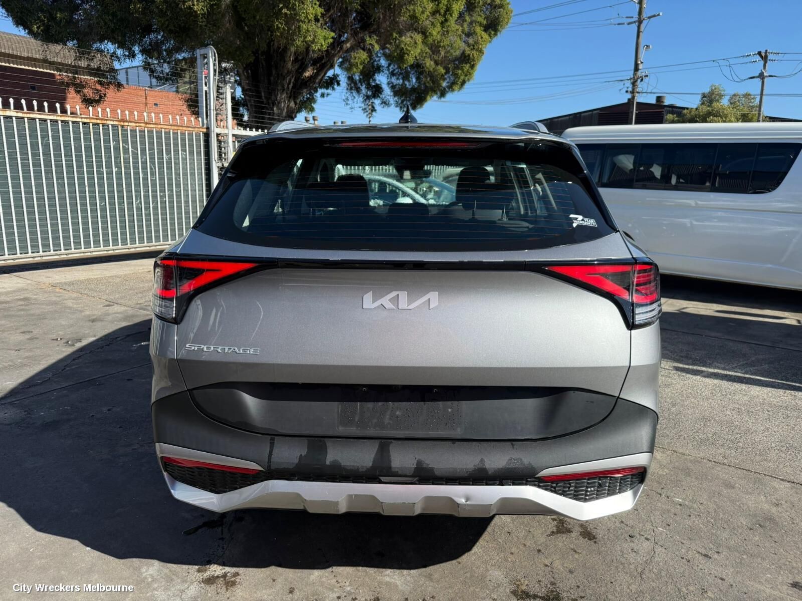 KIA SPORTAGE 2023 Front Seat