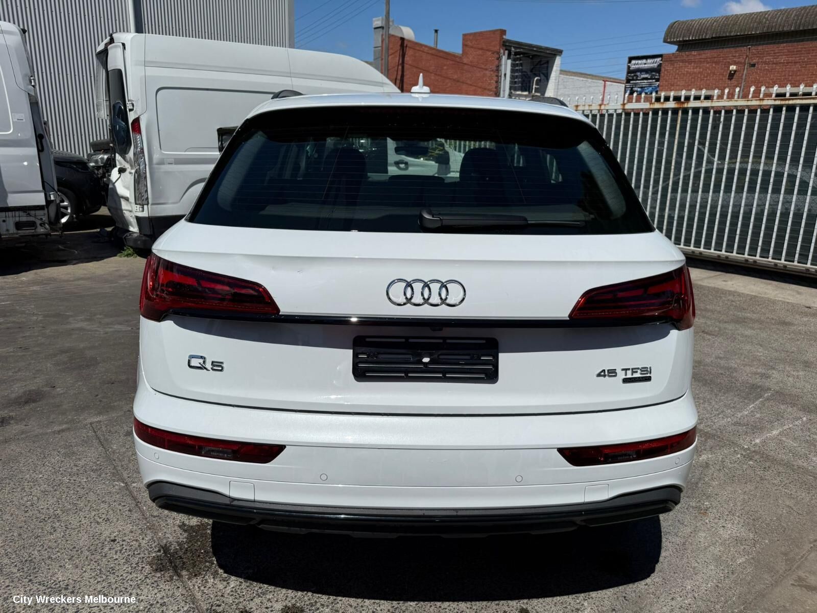 AUDI Q5 2024 Roof Glass/Sunroof/T