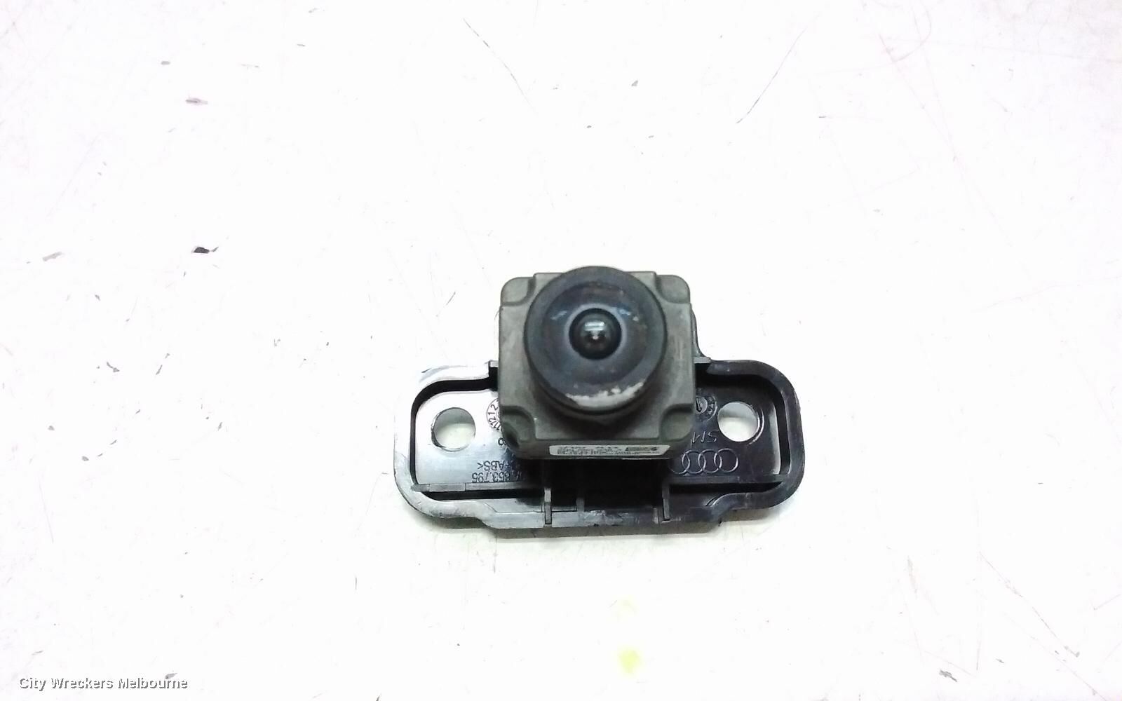 AUDI Q5 2024 REVERSE_CAMERA