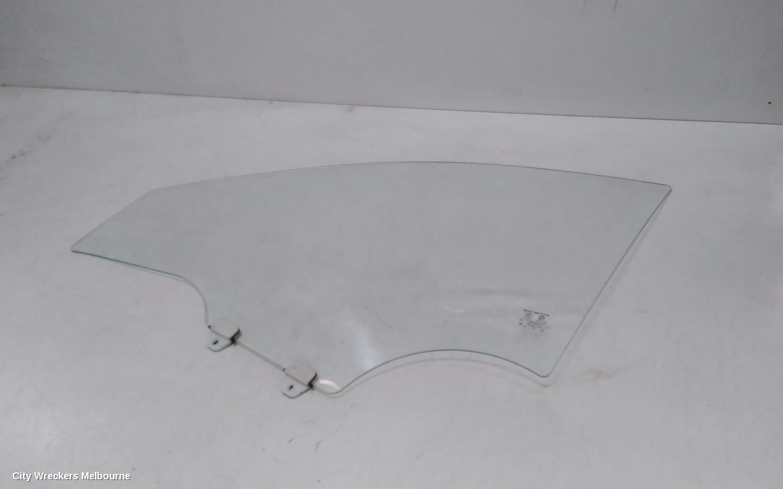 MG ZS 2018 Left Front Door Window