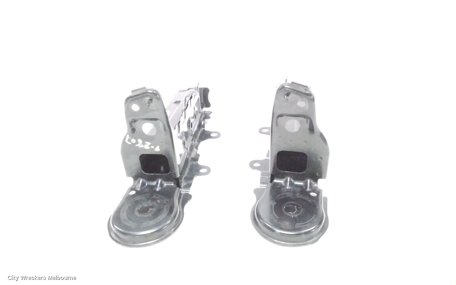TOYOTA CAMRY 2023 Frt Xmember/Cradle