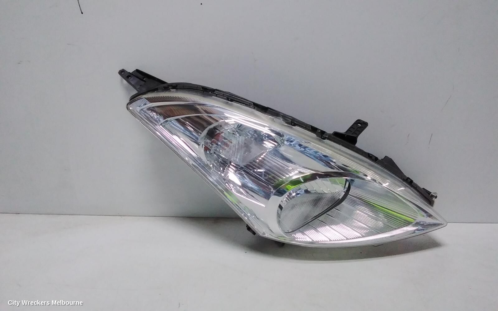 SUZUKI SWIFT 2011 Right Headlamp