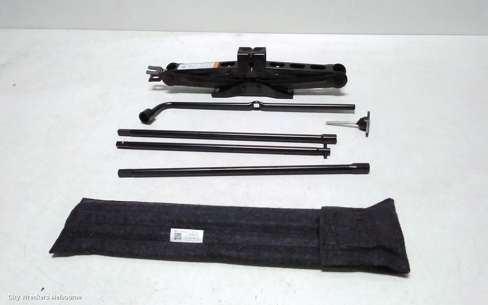 FORD RANGER 2023 Jack/Tool Kit