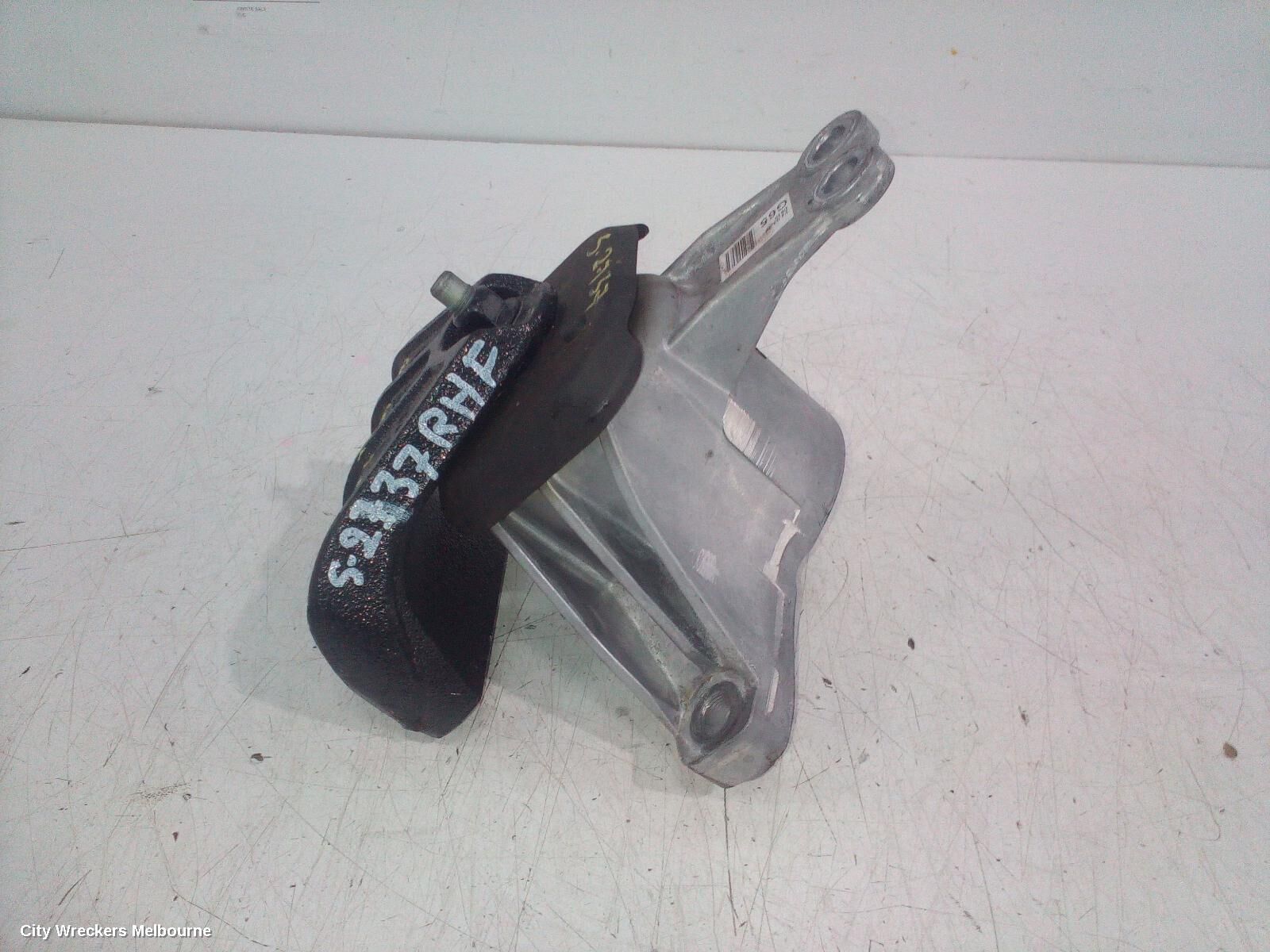 KIA SORENTO 2024 Mount