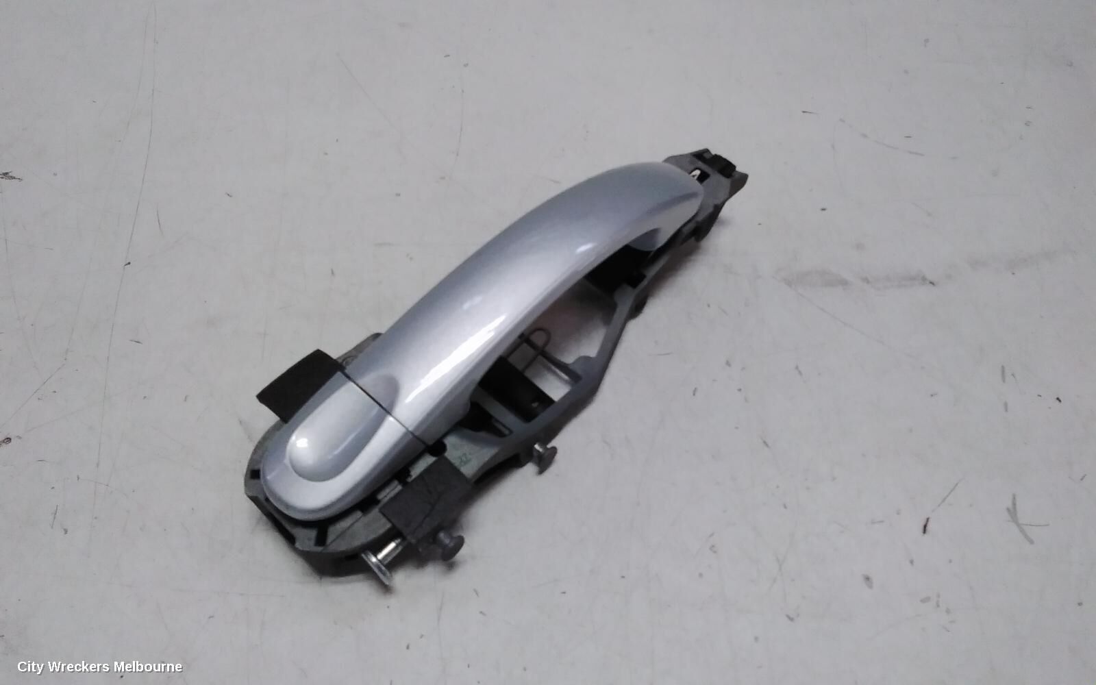 VOLKSWAGEN JETTA 2010 Door Handle