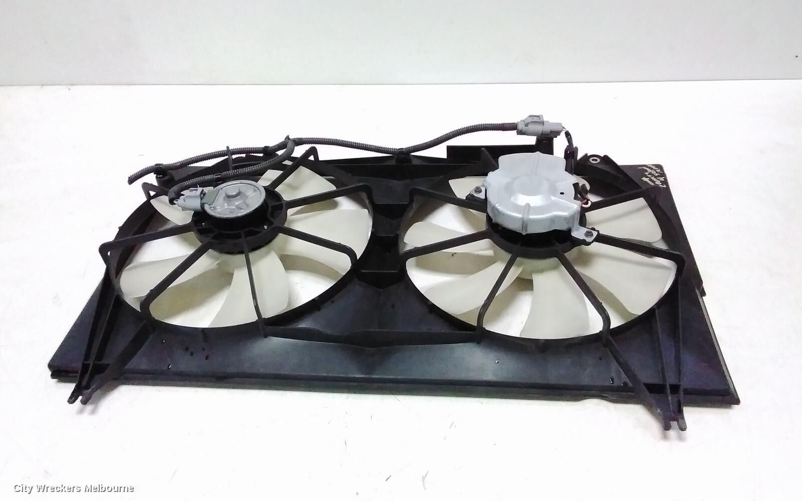 TOYOTA CAMRY 2004 Fan