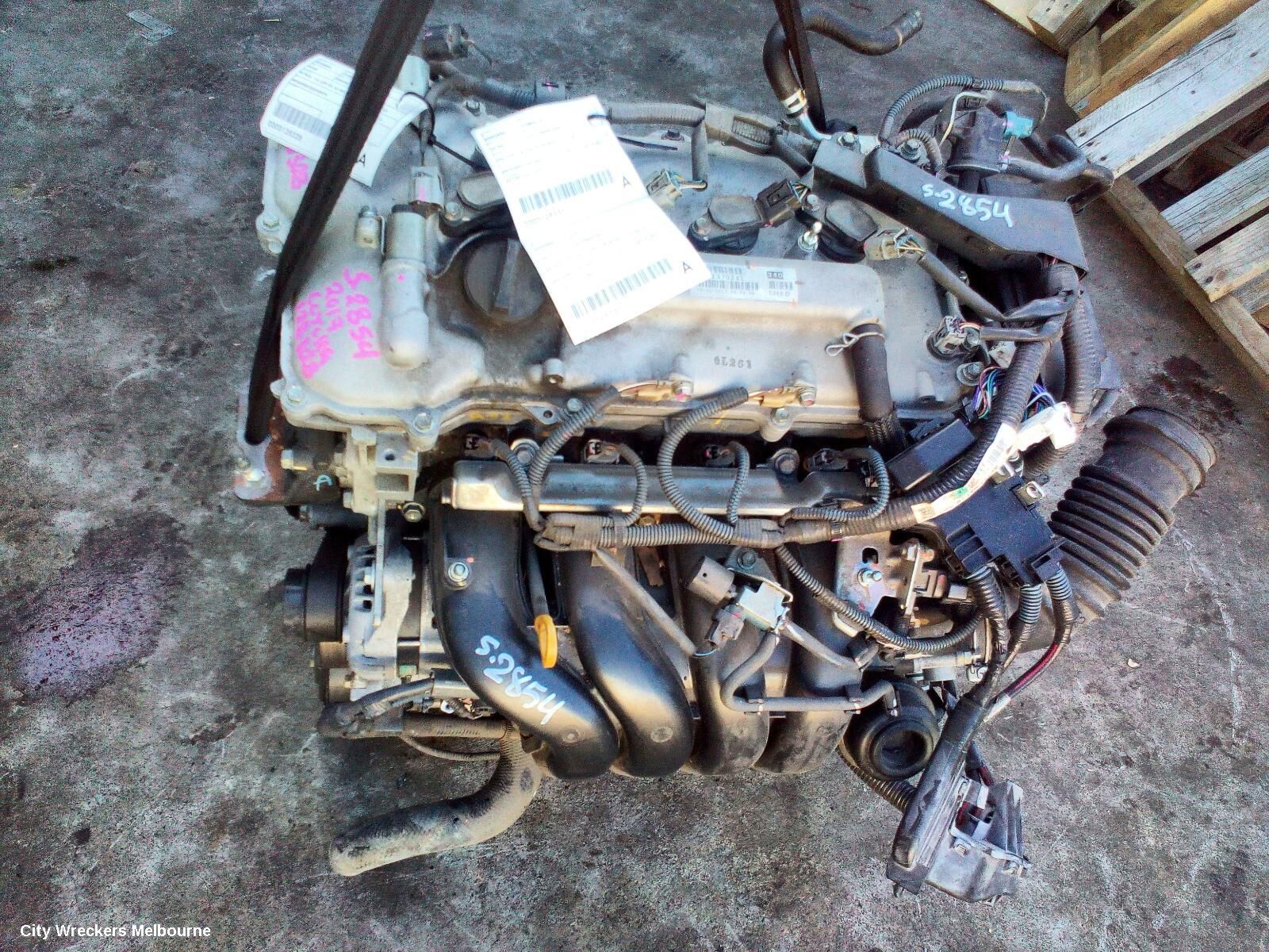 TOYOTA COROLLA 2017 Engine