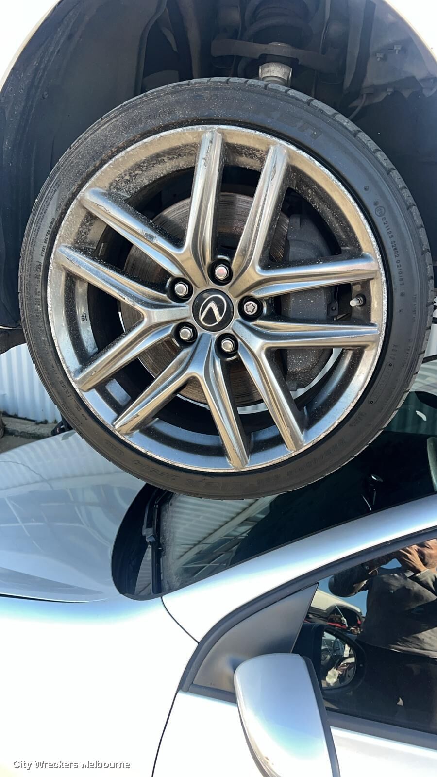 LEXUS IS SERIES 2015 Wheel Mag