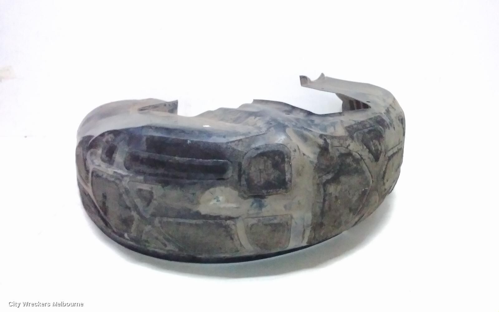CHRYSLER 300C 2013 Left Guard Liner