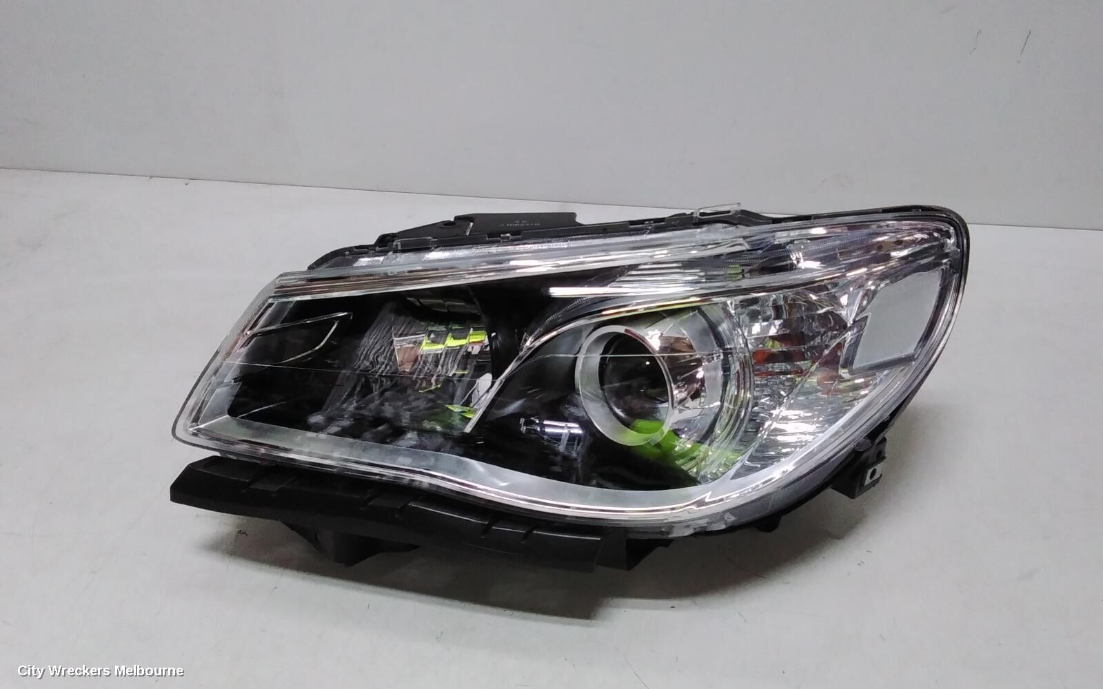 HOLDEN COMMODORE 2016 Left Headlamp