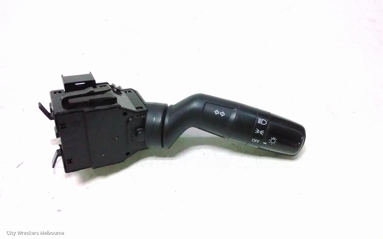 SUZUKI KIZASHI 2010 Combination Switch