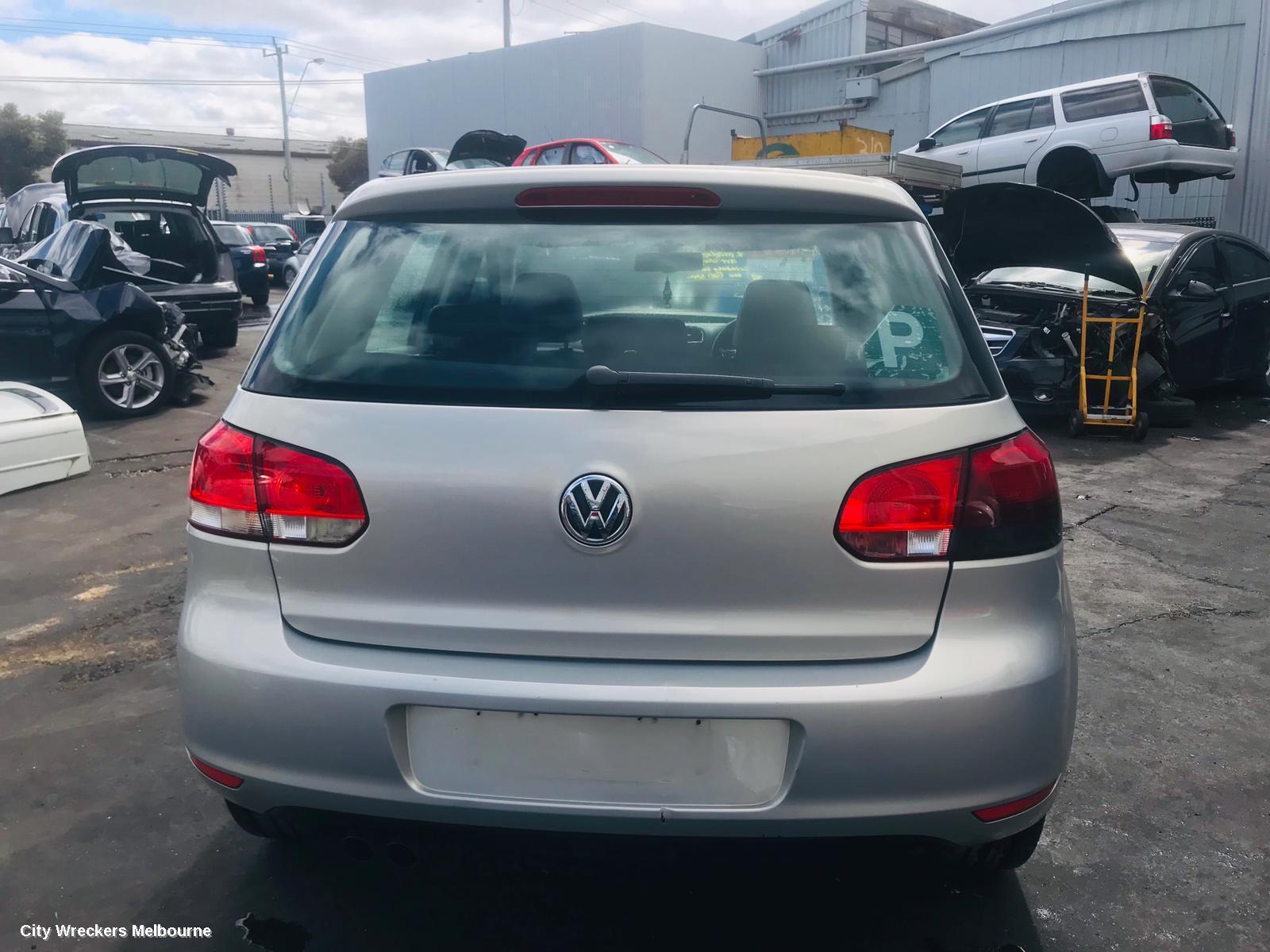 VOLKSWAGEN GOLF 2009 Left Driveshaft