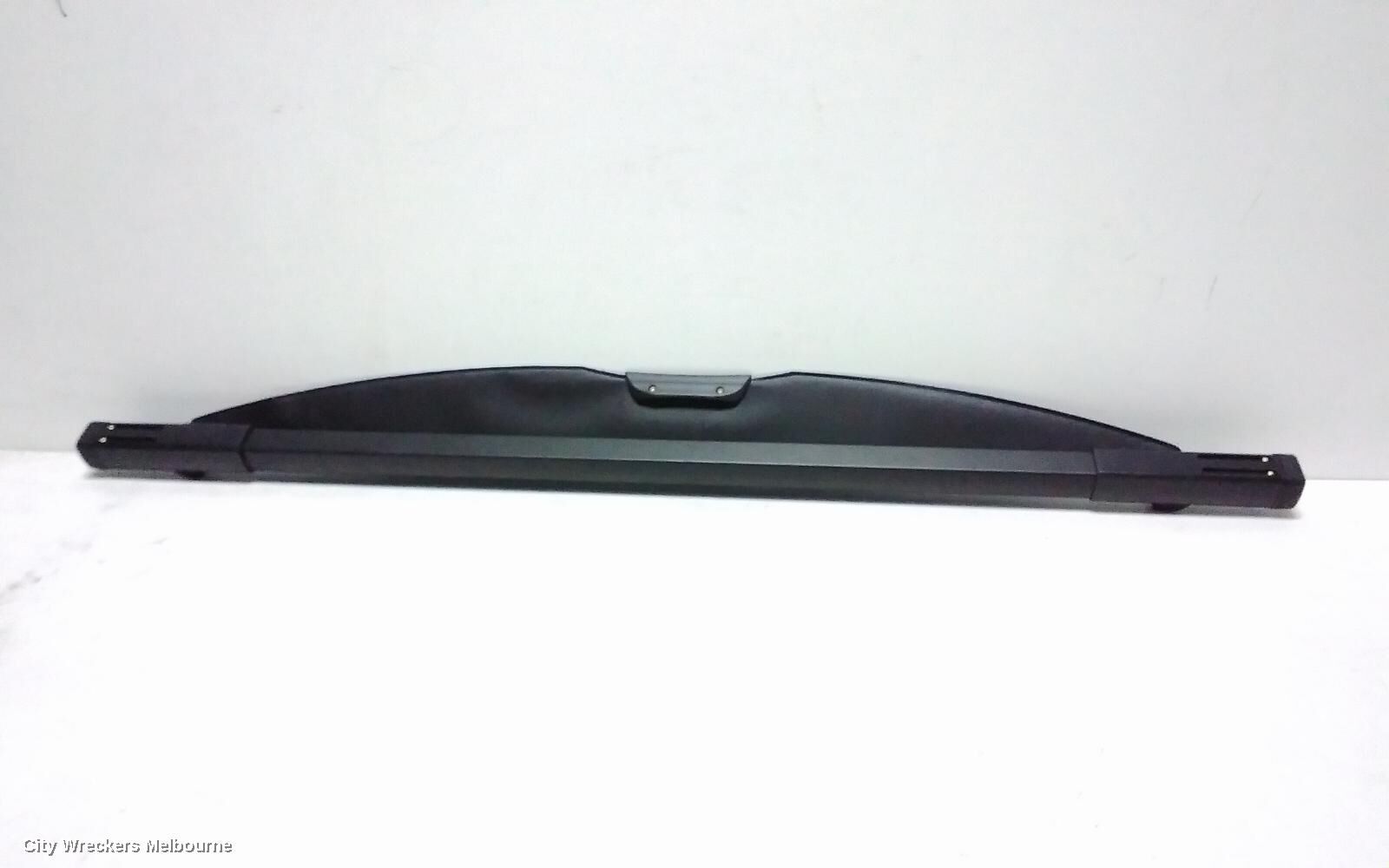 TOYOTA KLUGER 2021 Parcel Shelf
