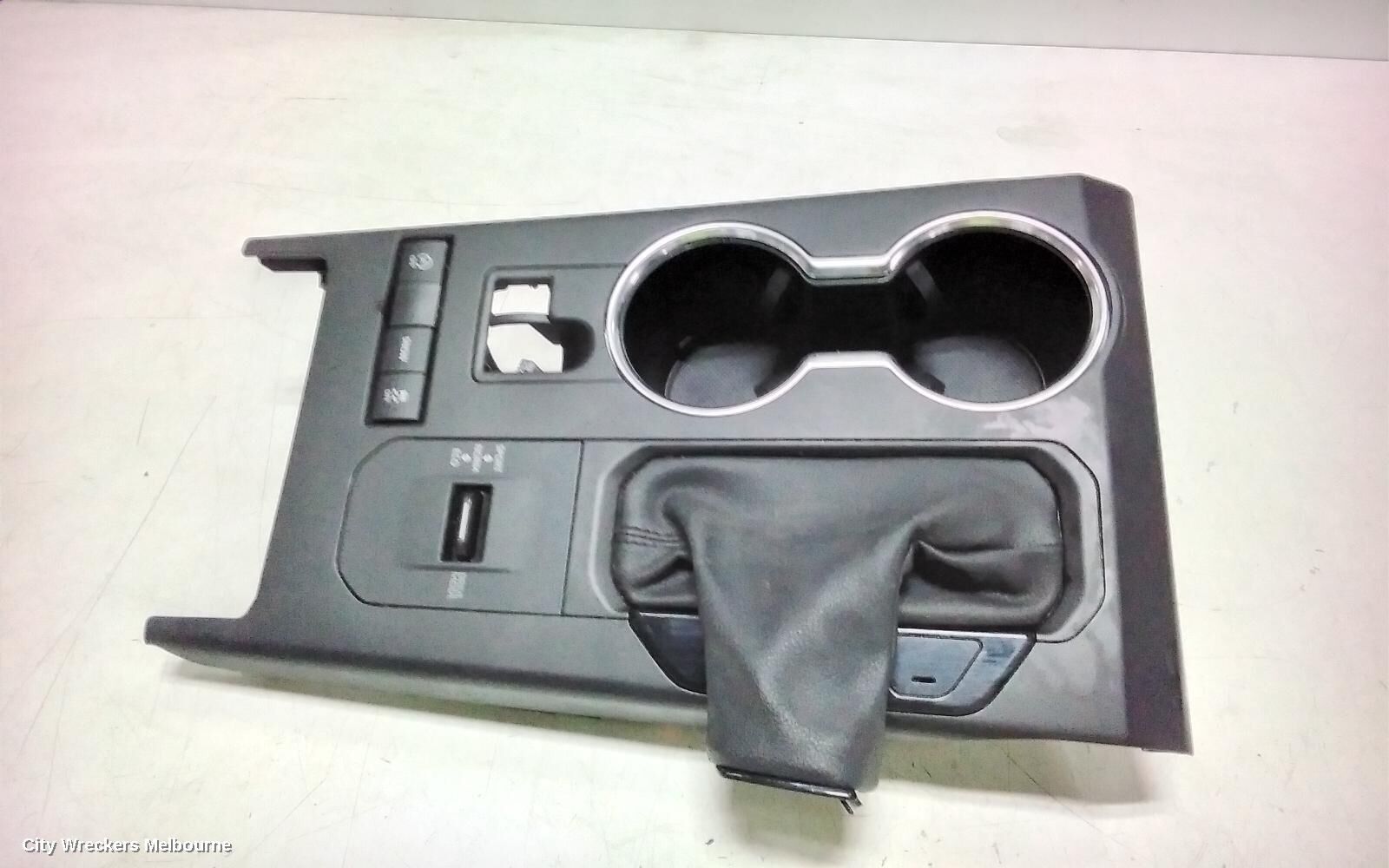TOYOTA KLUGER 2021 Trim Panel