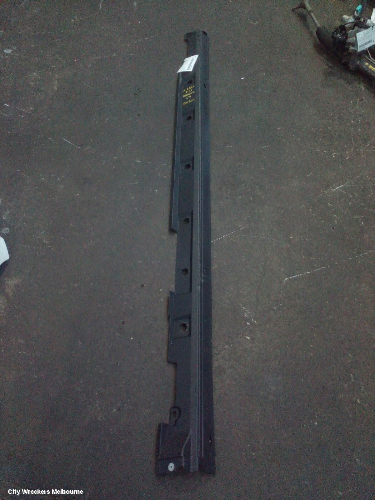 TOYOTA KLUGER 2021 Side Step/Skirt