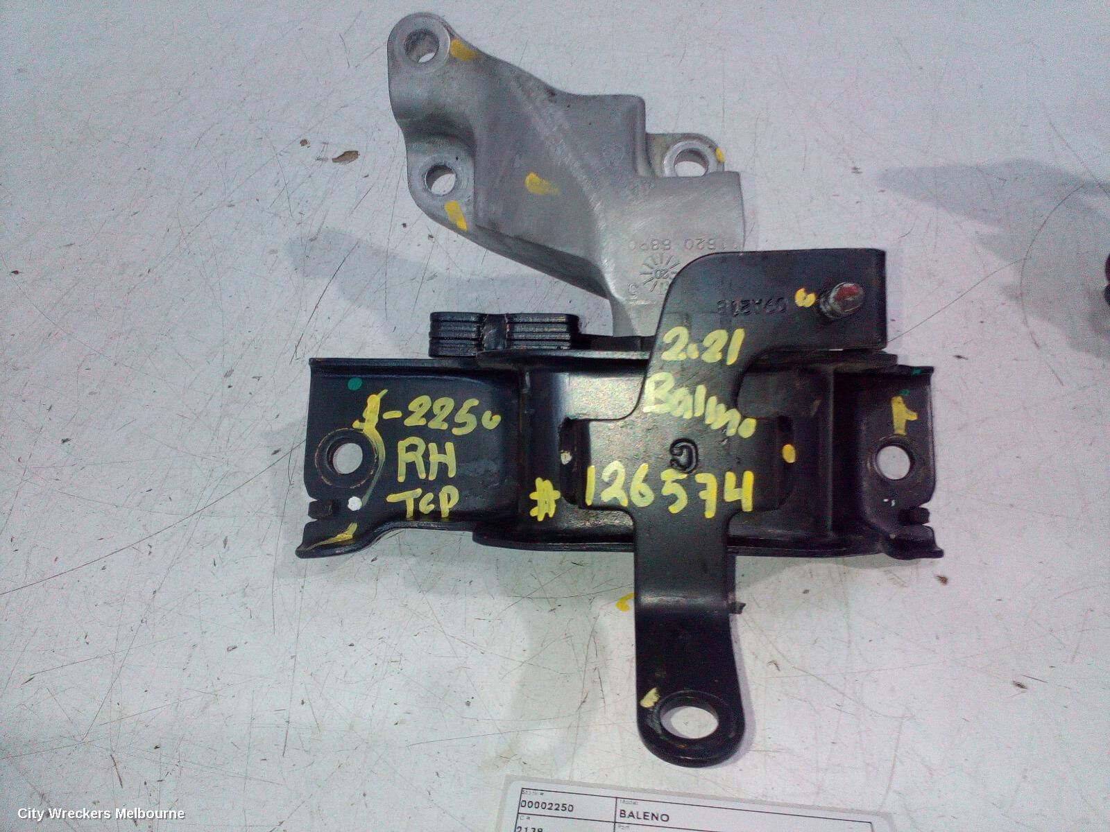 SUZUKI BALENO 2021 Mount
