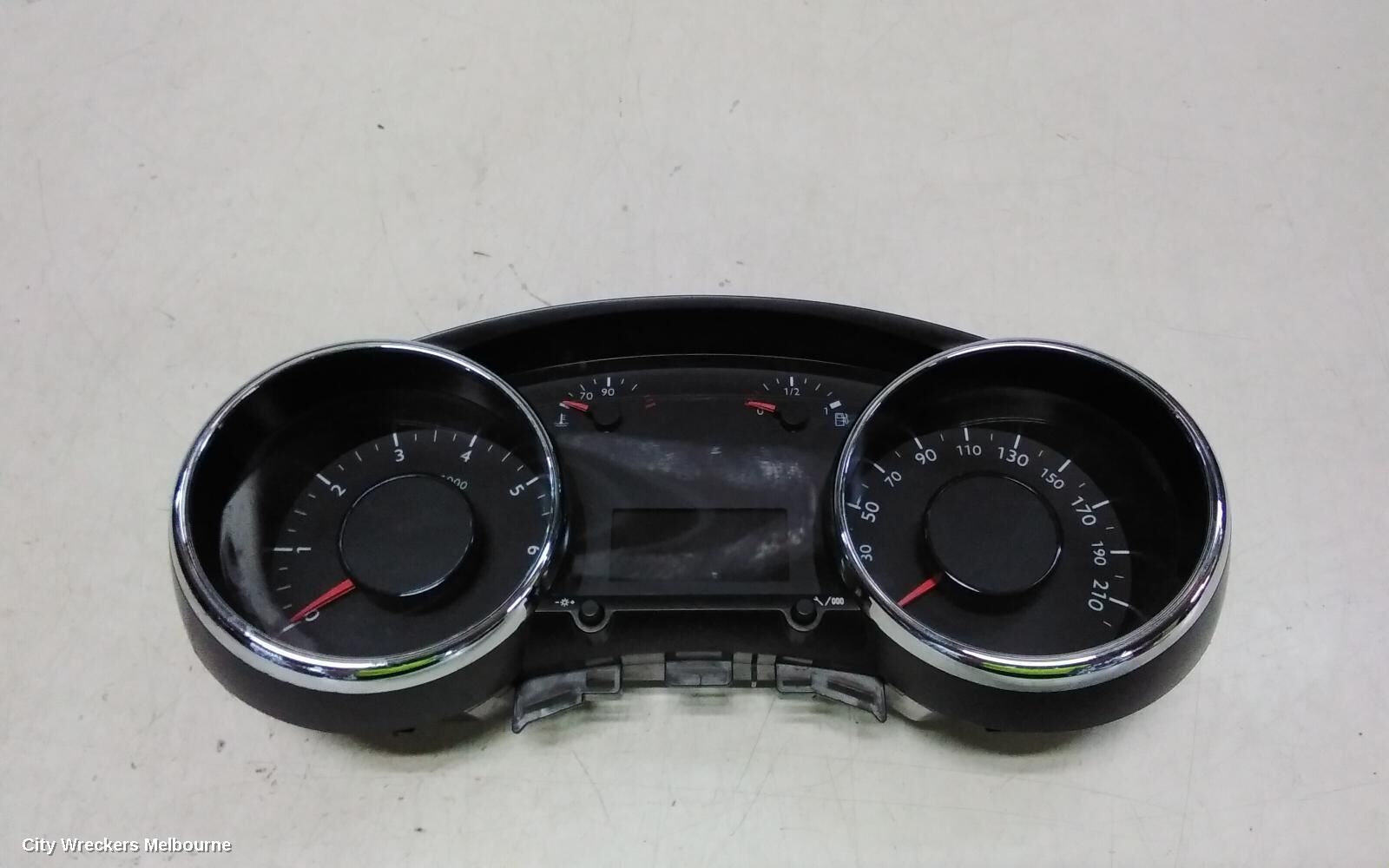 PEUGEOT 3008 2011 Instrument Cluster