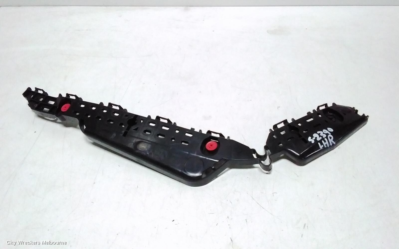 TOYOTA KLUGER 2021 Misc Bracket