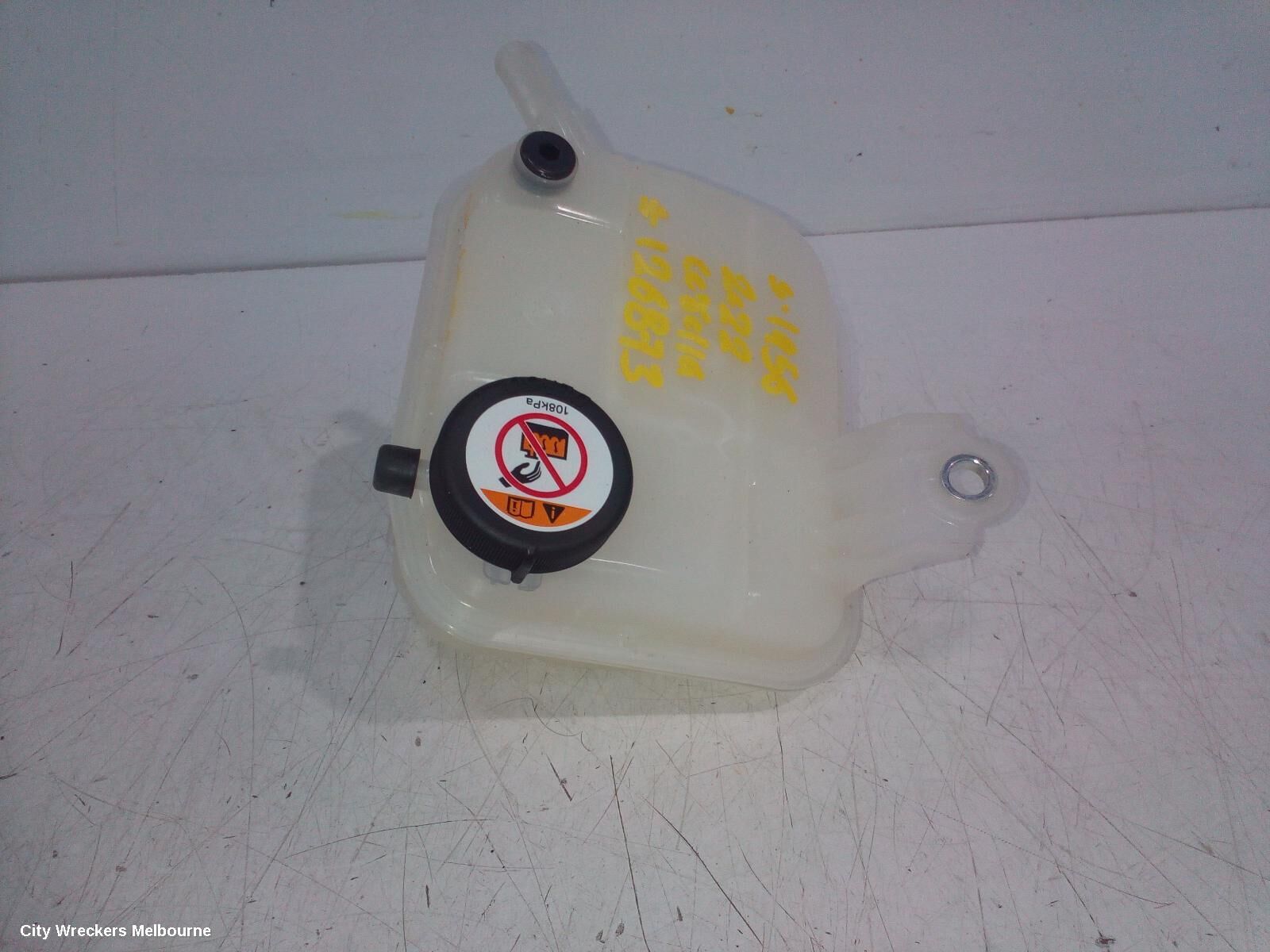 TOYOTA COROLLA 2019 Overflow Bottle