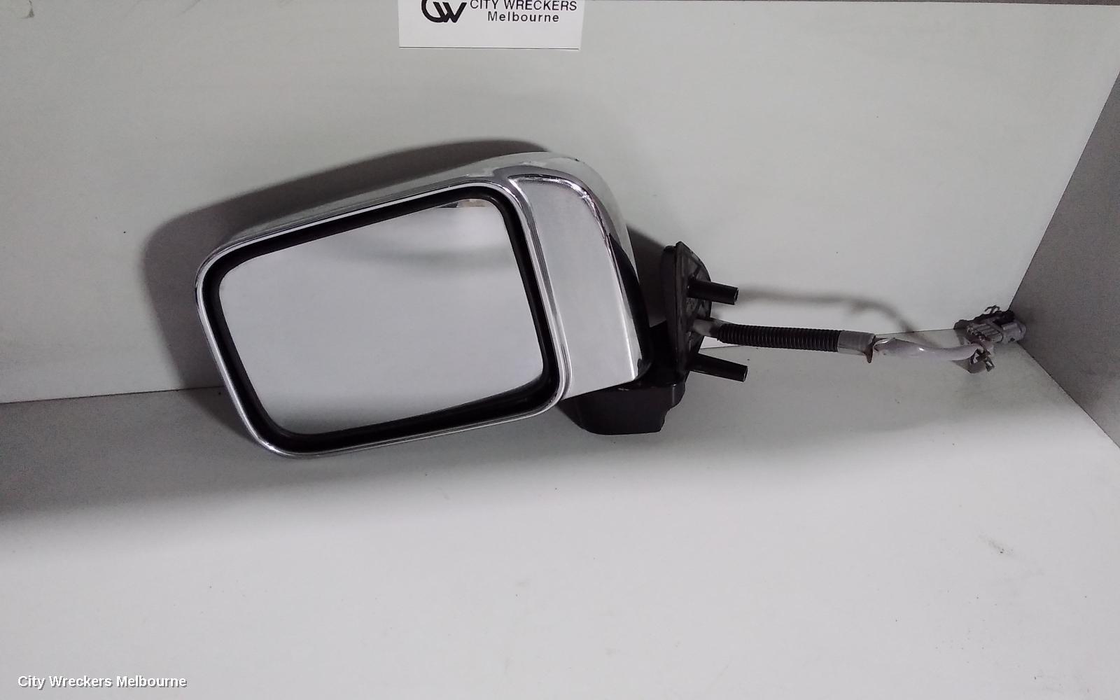 NISSAN NAVARA 2015 Left Door Mirror