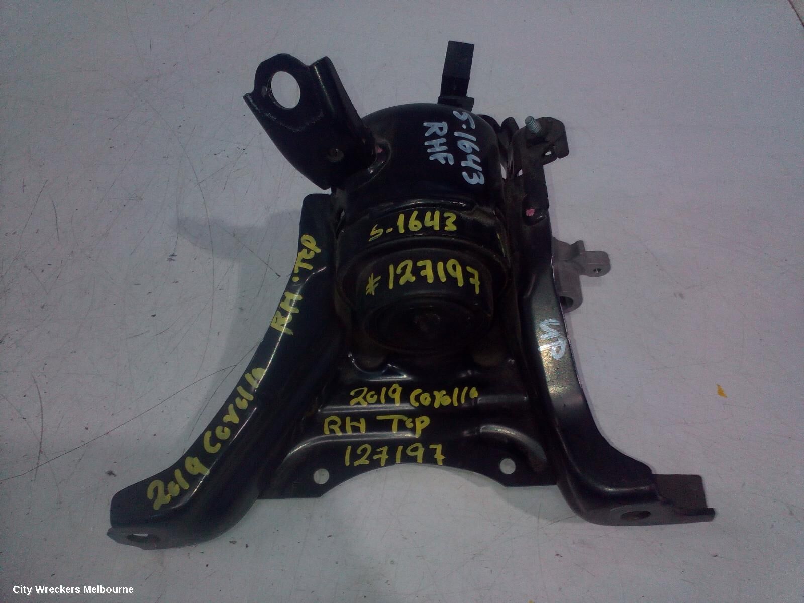 TOYOTA COROLLA 2019 Mount